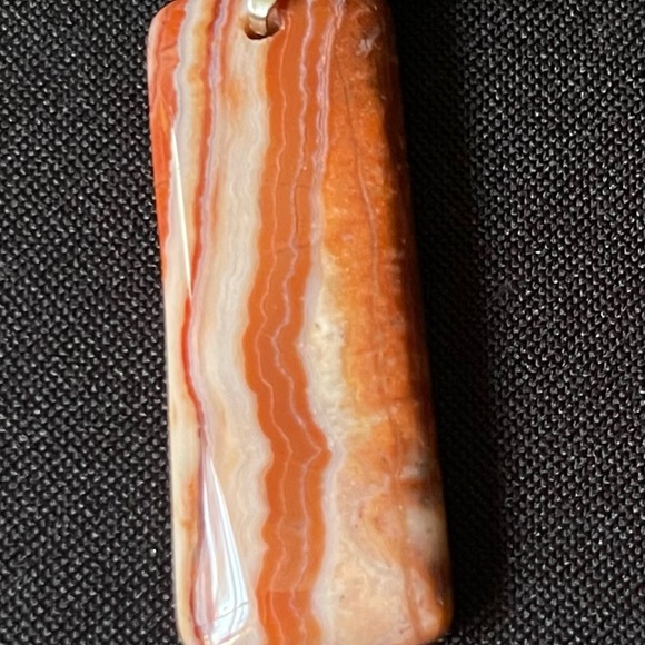 Carnelian Agate Pendant 1 1/2x3/4”. Natural Stone. Makes for a beautiful gift. - Picture 10 of 10
